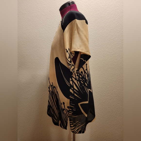 Aloha Blouse Sz. XL - Picture 6 of 13